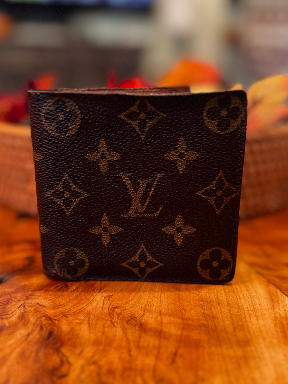 just in 🔥 Louis Vuitton monogram vintage 1997 bifold wallet